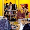 Магазины одежды и обуви в Батецком